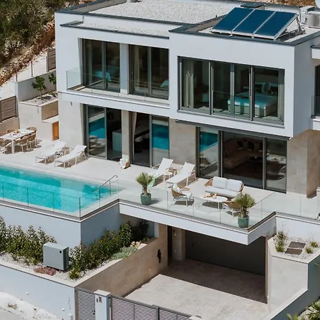 Vila Spiridion Exclusive Luxury Near Split Jesenice (Split-Dalmatia)