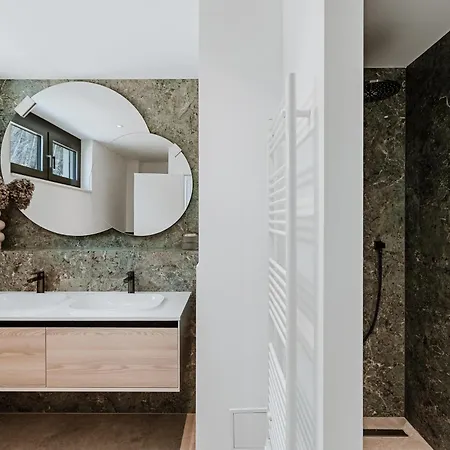 Vila Spiridion Exclusive Luxury Near Split Jesenice (Split-Dalmatia)